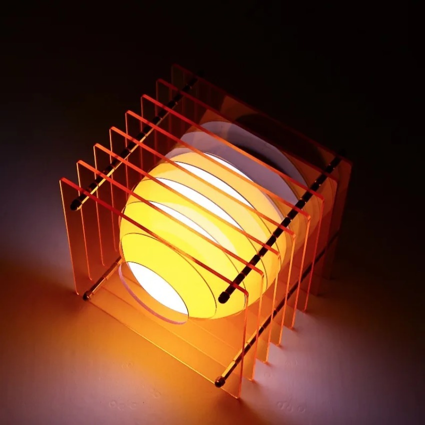 Desk Setup Lamp - Luminária Lua DIY de Acrílico com