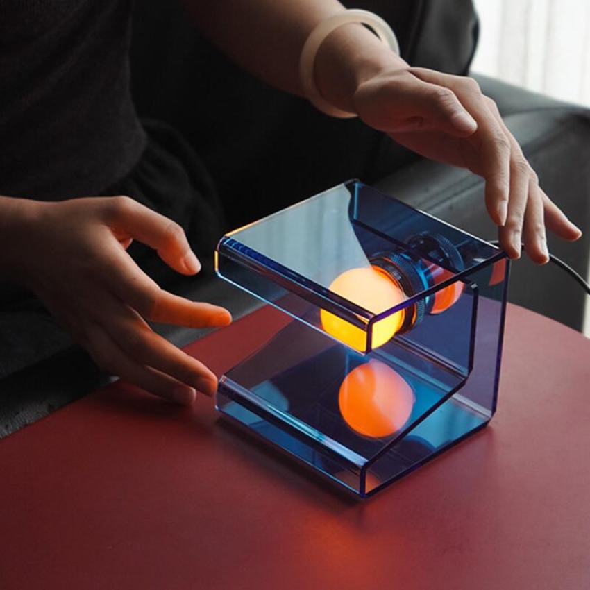 Luminária de Mesa Moderna em A - Desk Setup Minimalist avaliação e preço